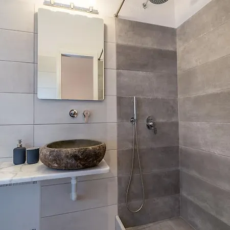 Guest house Orpheas 2*