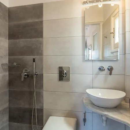 بيت ضيافة Orpheas